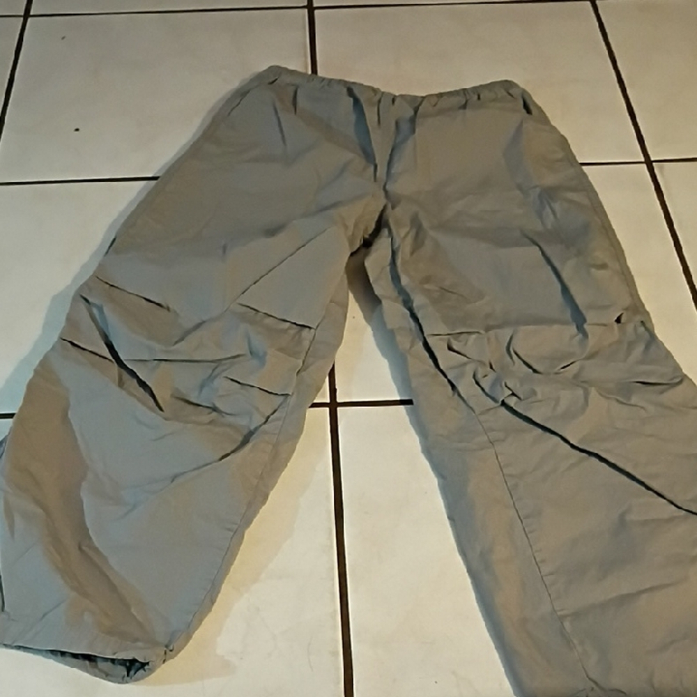 Divided Gray Cargo Pants Durable Utility Wear